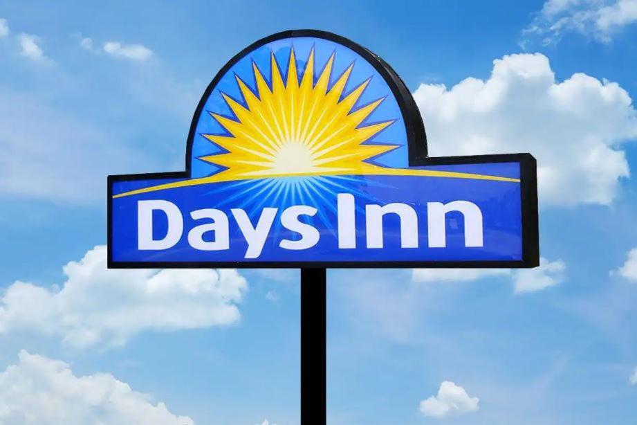 Days Inn By Wyndham Salisbury, Nc Eksteriør bilde